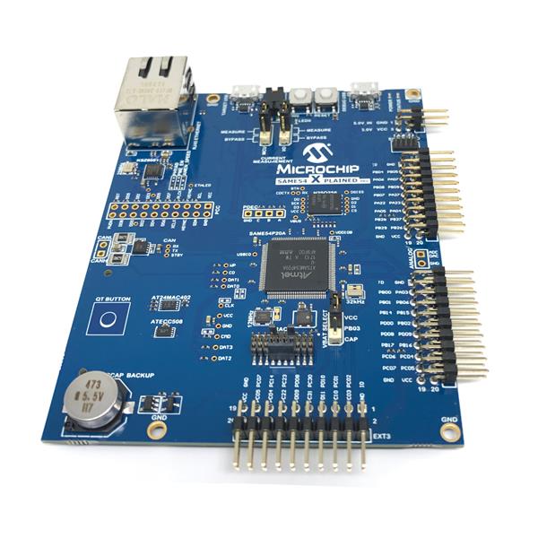 Microchip SAM E54 Xplained Pro.